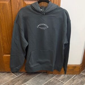 Women’s H&M Graphic Print Hoodie NWOT Athleisure Streetwear Sporty, Medium